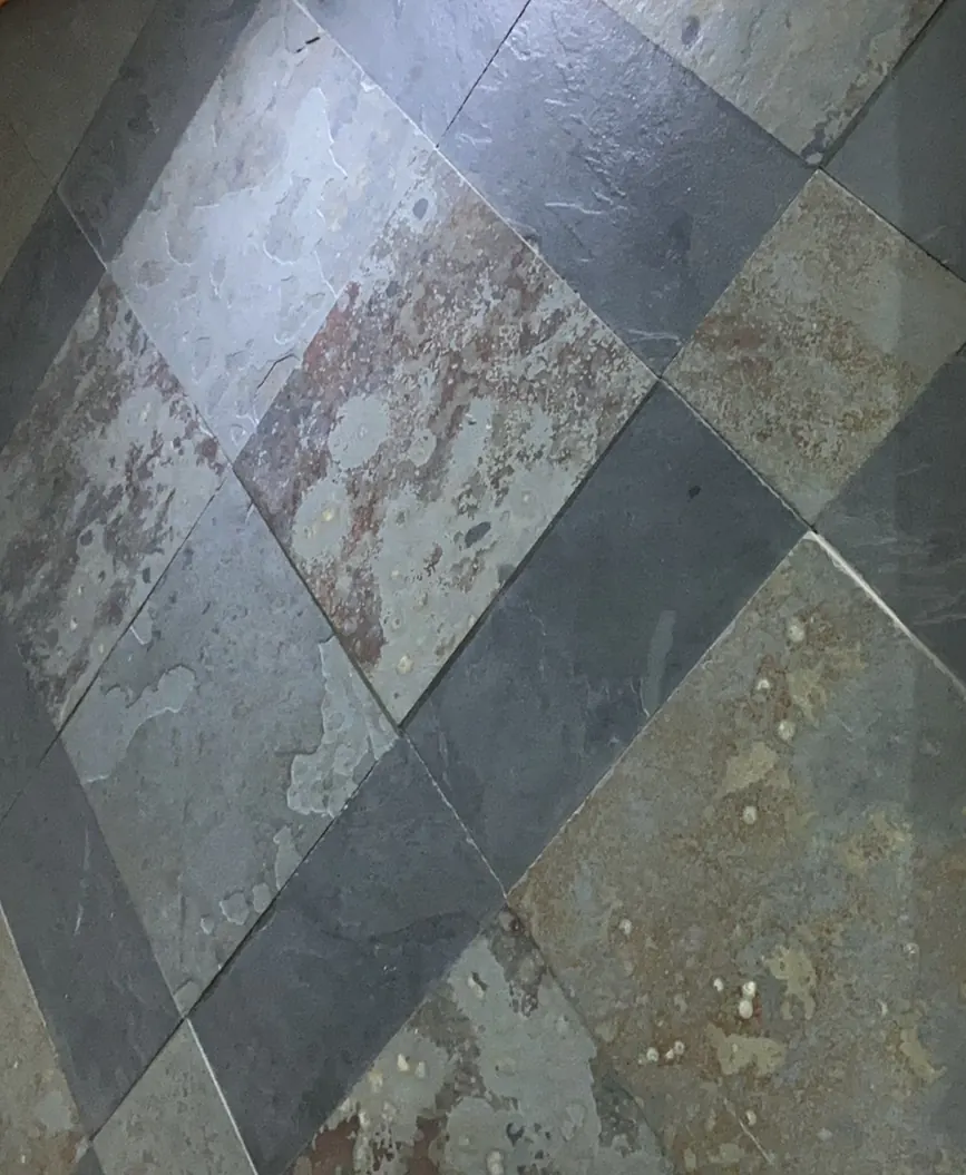 Cómo pegar piedra pizarra según el soporte