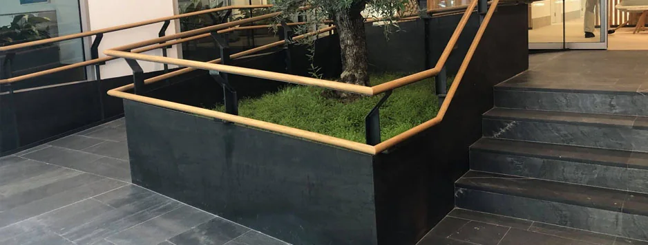 Detalle 2 de Piedra pizarra para exterior: cómo elegirla para terraza, patio o fachada