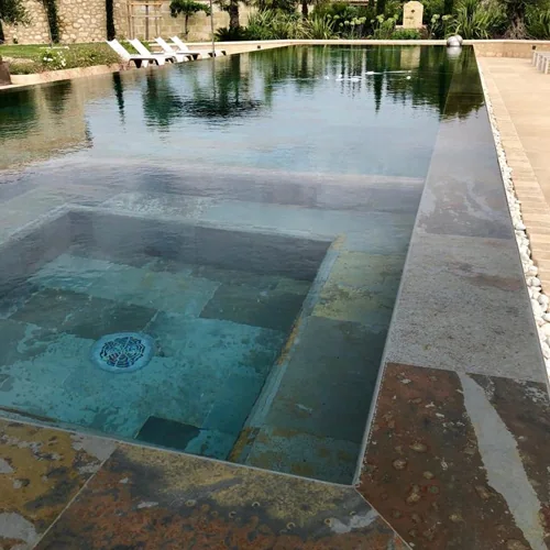 Piedra pizarra en piscinas