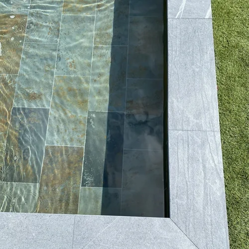 Detalle 5 de Piedra pizarra en piscinas: qué debes revisar